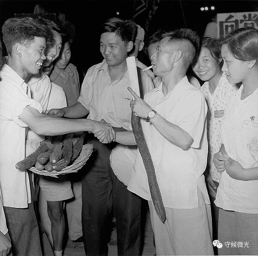 泛亚电竞中国青年报最老的摄影记者铁矛走了(图8)