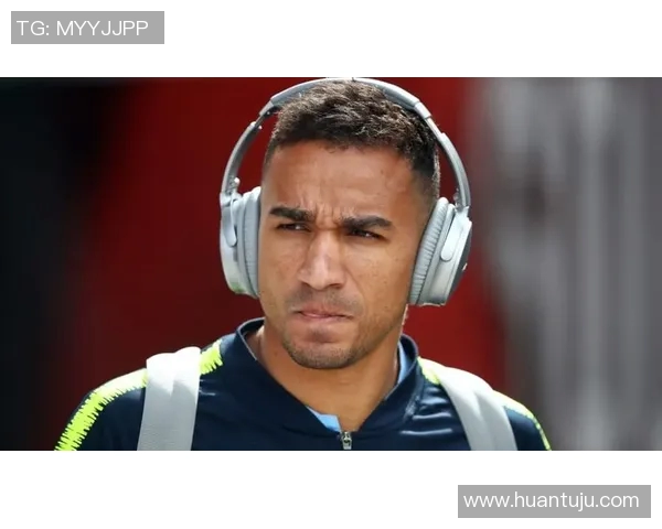 达尼洛的足球之路：从青涩少年到世界舞台的闪耀之星