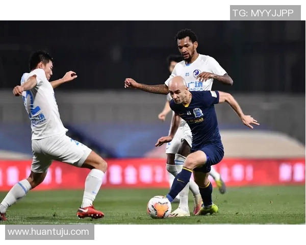 天狼星与索尔纳激战正酣比分揭晓引发球迷热议 天狼星与索尔纳激战正酣比分揭晓引发球迷热议