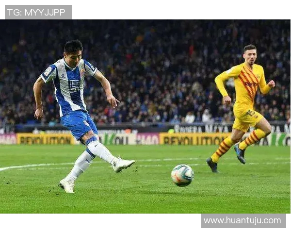 坎塞洛的足球之路:从天才少年到世界顶级后卫的辉煌历程 坎塞洛的足球之路:从天才少年到世界顶级后卫的辉煌历程