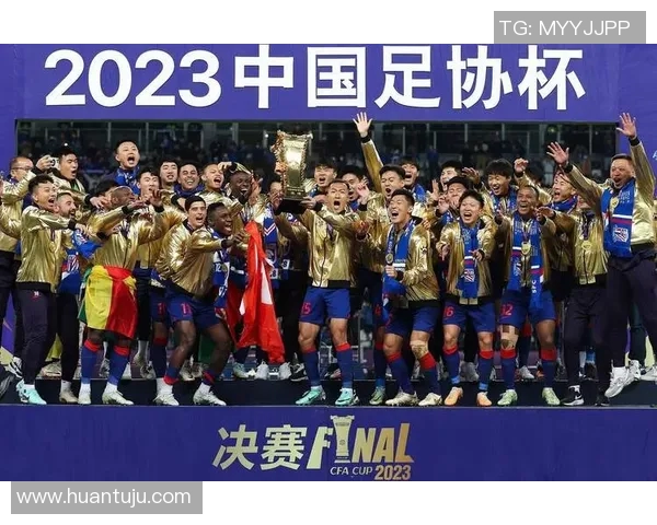 山东队与上海队在足协杯激战正酣谁能晋级下一轮的较量即将揭晓