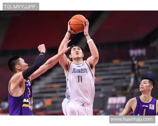 吴冠希：从篮球新星到职业生涯的蜕变与成长之路